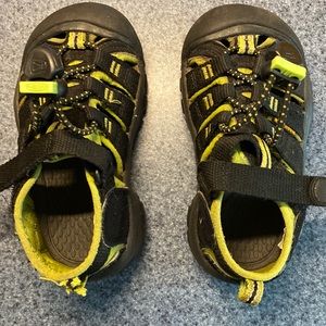 Keen toddler 8 sandals